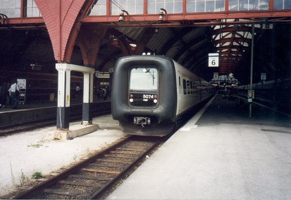 DSB MF 5074 - MF 5072, Malm Centralstation, 2000-07-04, Photo Tommy Rolf Nielsen Martens ©