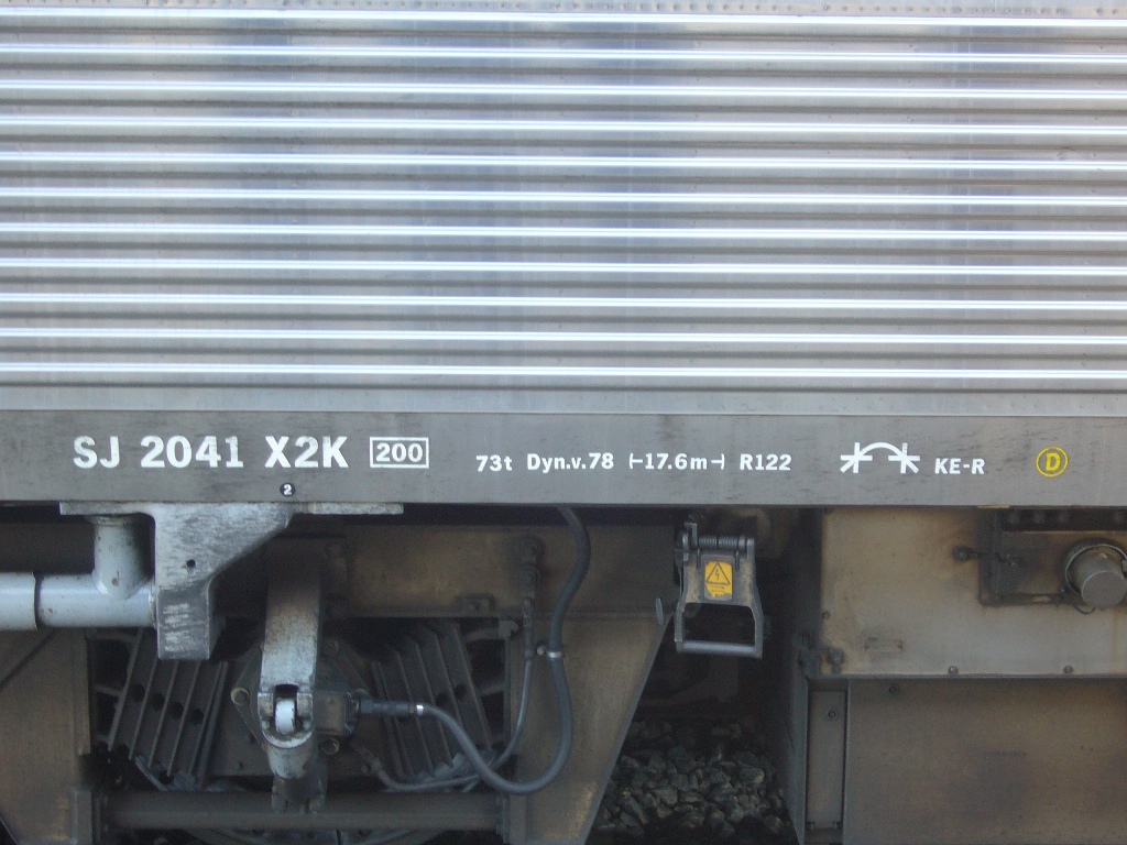 SJ X2K 2041 i Odense den 16.-10.-2010