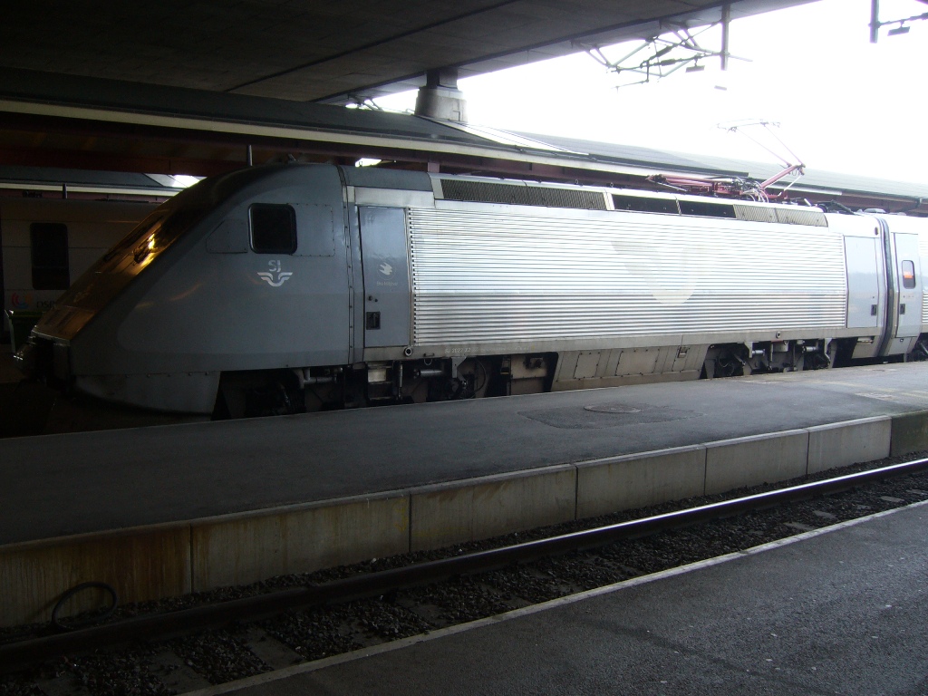 SJ X2 2022, Gteborg Centralstation, 2011-07-30, Photo Tommy Rolf Nielsen Martens