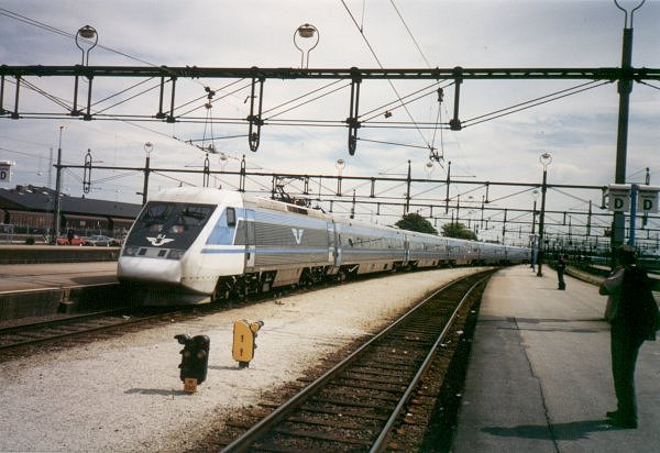 SJ X2 2032, Malm Centralstation, 2000-07-04, Photo Tommy Rolf Nielsen Martens